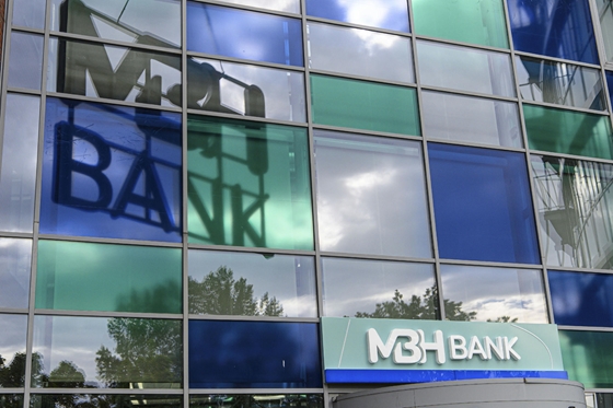 Nagyon szívesen adna befektetési tanácsokat a magyaroknak a Mészáros-féle MBH