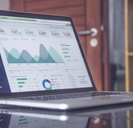 Az emberi tudás, szakértelem és tapasztalat nem helyettesíthető