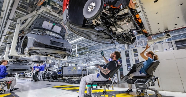 76 százalékkal zuhant be a Volkswagen, a BMW és a Mercedes üzemi eredménye