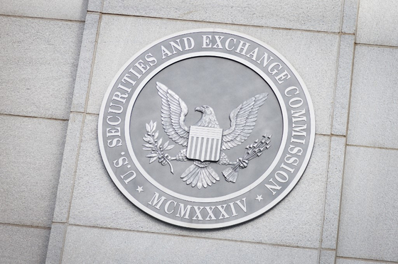 Bezáratta Trump médiacégének könyvvizsgálóját az amerikai tőzsdefelügyelet