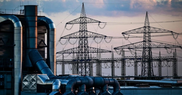 Továbbra is az uniós átlag felett fizetnek az áramért a magyar ipari nagyfogyasztók