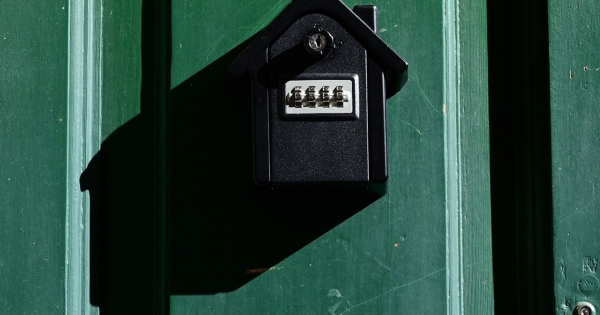 A nap kérdése: mi a teendő, ha át kell térni rövidről hosszú távú ingatlan-bérbeadásra?