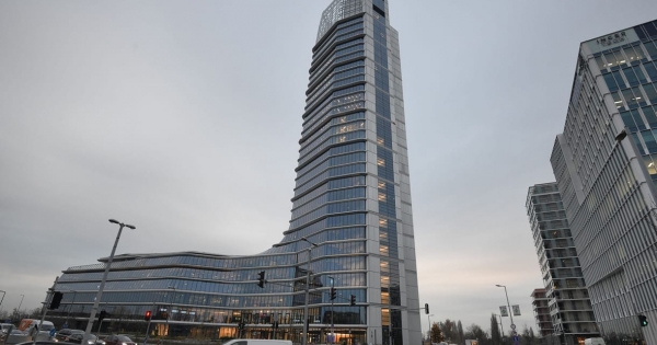 Teljesen átalakul a Mol