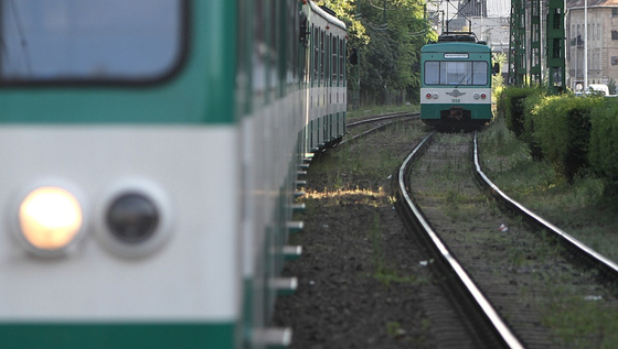 Pótlóbuszok járnak a hétvégén a gödöllői és a csömöri HÉV vonalán