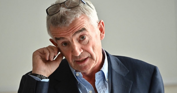 Elon Musk szerint ki kellene rúgni a Ryanair vezérigazgatóját, aki idiótának nevezte