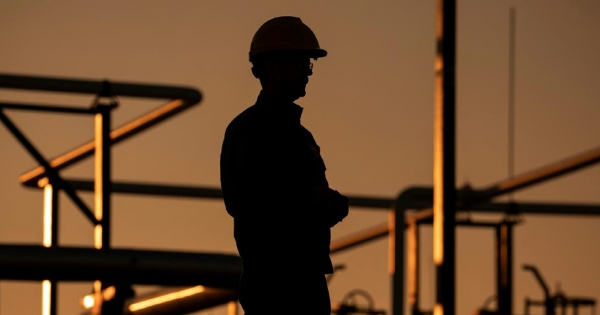 Nagyon mást mond az Energiaügyi Minisztérium az orosz olajról és gázról, mint Orbán és Szijjártó