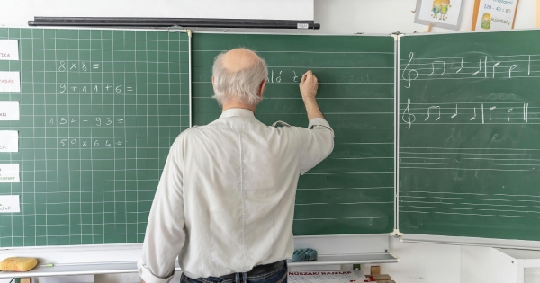 Nyugdíjkorhatár betöltése utáni foglalkoztatás