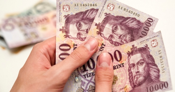 Özvegyi nyugdíj elvált vagy különélő házastársnak, élettársnak