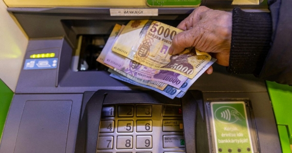 Fityeházán OTP-s, Csökölyön MBH-s lesz az ATM – itt a lista, melyik banknak hova kell automatát telepíteni