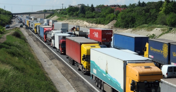 Tehergépkocsi költségelszámolása: számít, ki az üzembentartó?