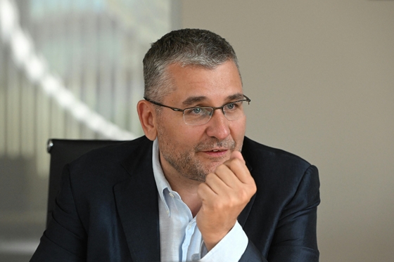 Kóka János: A magánegészségügy forgalmán is látszik, hogy fogytán a családok pénze