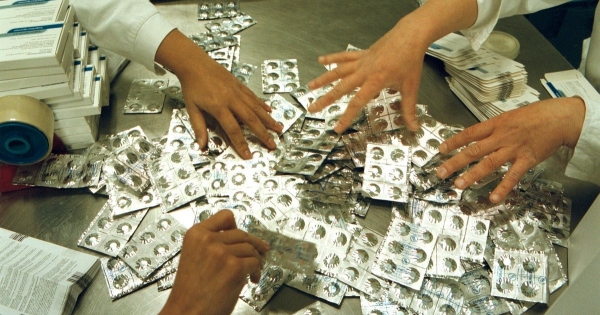 Extraprofitadók: új szabályok a gyógyszergyártóknál és a biztosítóknál