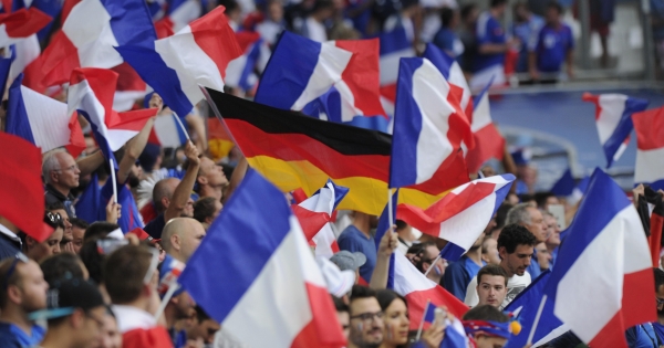 Az EU rászáll az adóval trükköző techcégekre