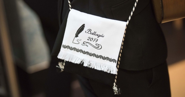 Családikedvezmény-nyilatkozat: érettségizők szüleinek módosítaniuk kell