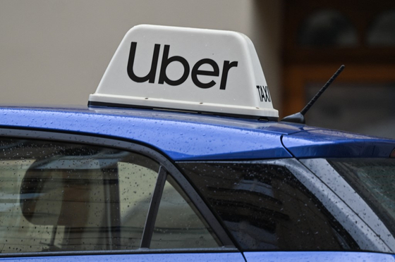 100 milliárd forintos kártérítést fizet az Uber a taxisoknak Ausztráliában