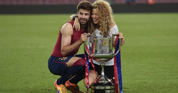 Ráugrott az adóhivatal Shakirára