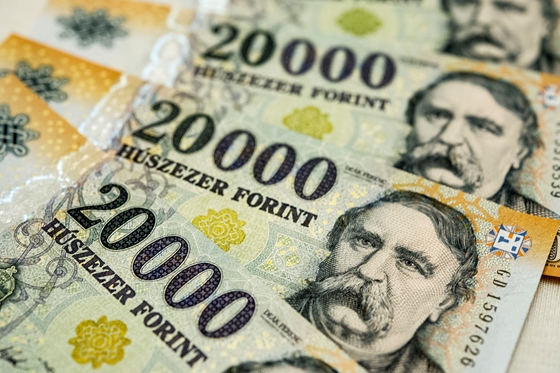 Szeptember végén jön a 11 százalékos Bónusz állampapír, visszavágnak az OTP-nek