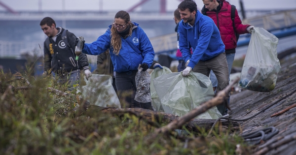 Közterhek önkéntesek foglalkoztatása esetén