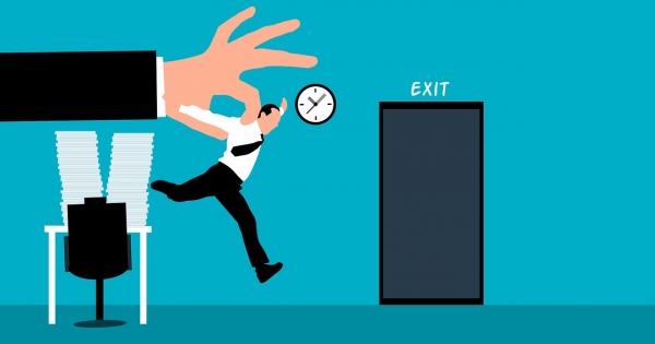 L. Simon-ügy nyomán: nem lehet ukk-mukk-fukk azonnali hatállyal felmondani, de nem könnyű az ellenbizonyítás