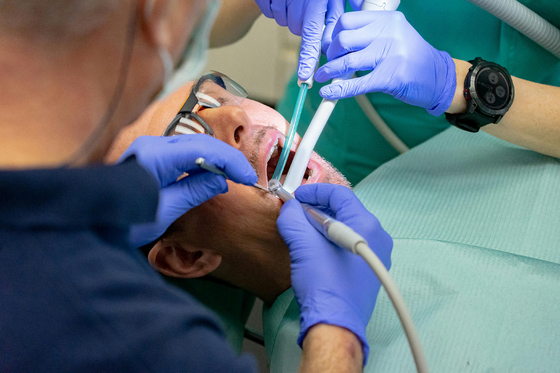 Miközben az állami egészségügy lerohad, a magánklinikák még a válságban is nőttek