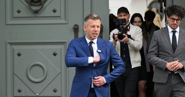 Magyar Péter találkozik Hernádi Zsolt Mol-vezérrel, és elvárja, hogy a cég ne fizesse ki az MCC-t