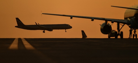 Feleannyival megy, ötödolyan magasra tud felmenni, de az oroszok állítják: megvan a nyugatiakat leváltó személyszállító repülőgép