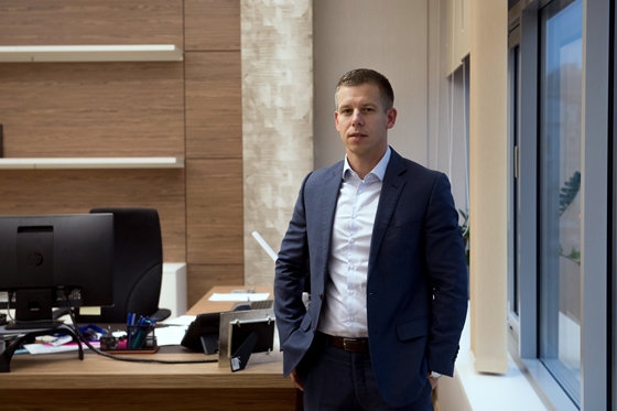 Magyar Péter kitette a lemondó nyilatkozatát, amit most már az MBH tőzsdei oldala is megerősített