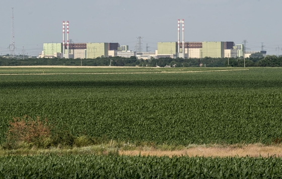 Több száz emberrel kezdte el a Duna Aszfalt Paks II-nél a munkát