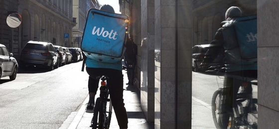 Valaki 1257-szer rendelt ételt tavaly a Wolton