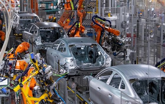 KSH: Tovább folytatódott a magyar ipar mélyrepülése