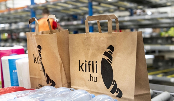 Jelentősen csökkenti a mentes termékeinek árát a Kifli.hu