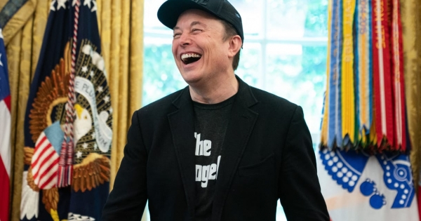 Elon Musk vagyona meghaladta a 250 billió forintot