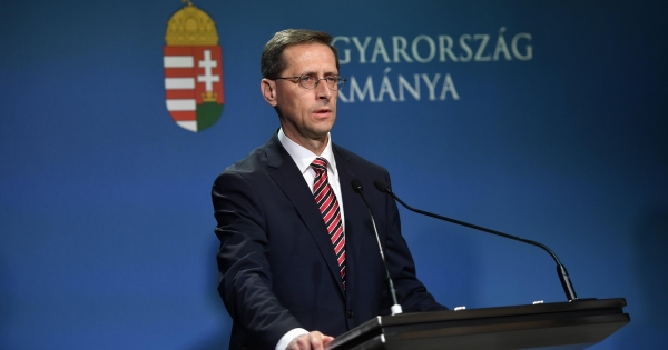 Varga Mihály: A gazdaságvédelmi akcióterv két újabb pontja lépett hatályba