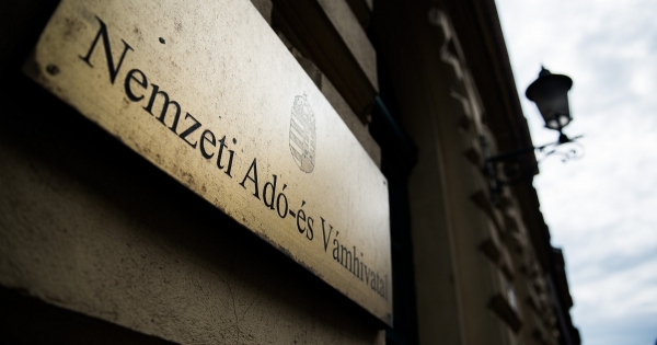 Új törvény az adóhatósági ellenőrzés módjára, határidejére, jogorvoslatra