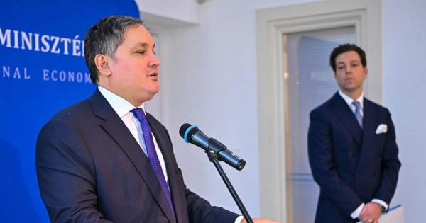 Minisztériumi megbízatását is elbukta a hozzá köthető startupok felé százmilliókat áramoltató volt MFB-vezér