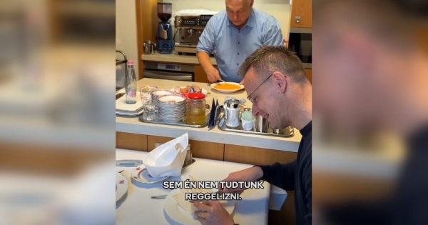 Aldi-reklámnak is beillik Orbán és Szijjártó rántottakészítős videója