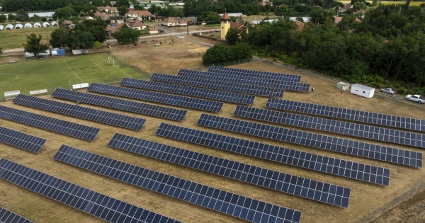 Jászágón kerestük a választ arra, hogy mire megy egy cég a hazai energiapiacon állami segítség nélkül