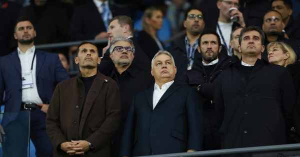 Nagy üzleti és politikai játszmák részese is lehetett Orbán, amikor élőben nézte Szoboszlai játékát