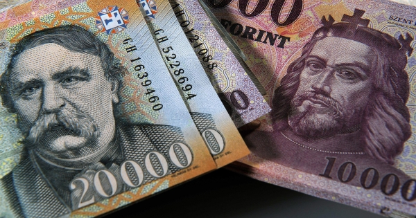 Tekintélyes adóbevételi többlet az idén