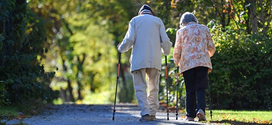 Lehet ingyenes bankszámlája egy nyugdíjasnak? Miért ne?