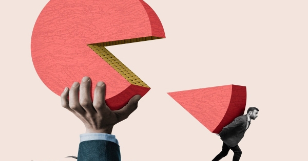 Feltárta a Válasz Online: négy fedőcég 125 milliárdot termelt titokban a Tiborcz-körnek