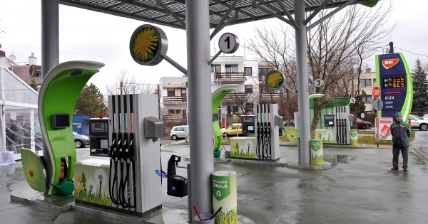 Ha olcsóbb lesz a benzin, több lesz az adó