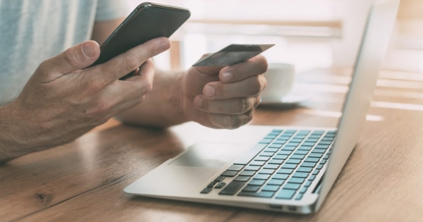 Már nehezen mondhatja egy fodrász vagy szerelő, hogy nem éri meg a kártyás fizetés