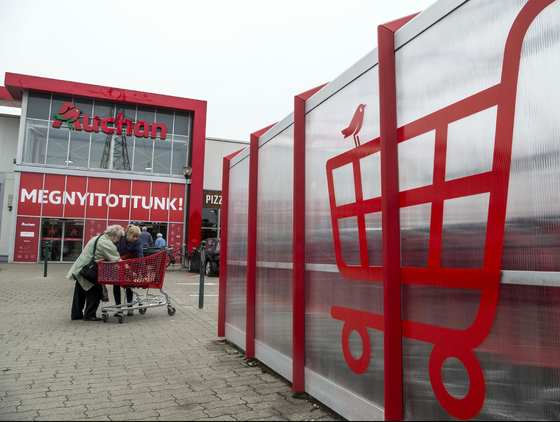 Felvásárolhatja az Auchant Jellinek Dániel, a versenyhivatal is rábólintott