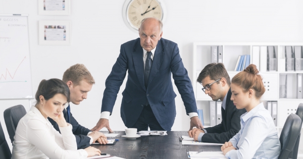 Elszámolási időszak, a dolgozó elszámolási kötelezettsége