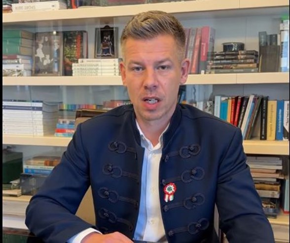 Magyar Péter felszólította a NAV elnökét: tegyen feljelentést a gyanús pénzátutalások ügyében!