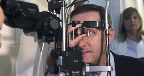 Varga Mihály hatalmas adócsökkentést lengetett be