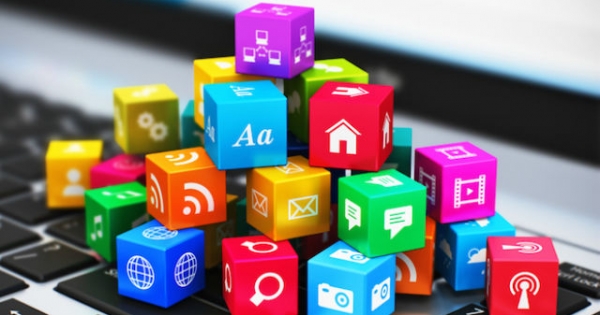 Ezek a szoftverek járnak a civileknek ingyenesen