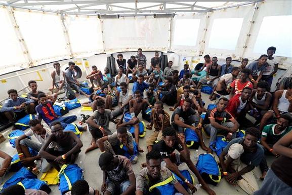 Életbe lépett a bevándorlási különadó