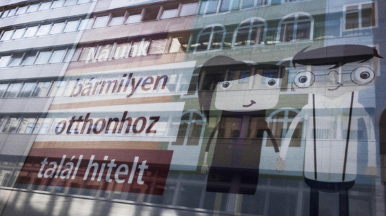 Történelmi csúcsra jutott a magyar lakosság eladósodottsága